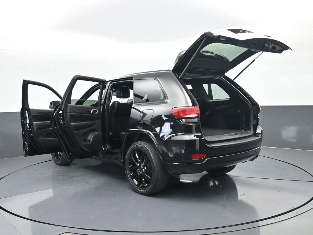 Used 2020 Jeep Grand Cherokee Altitude image 76