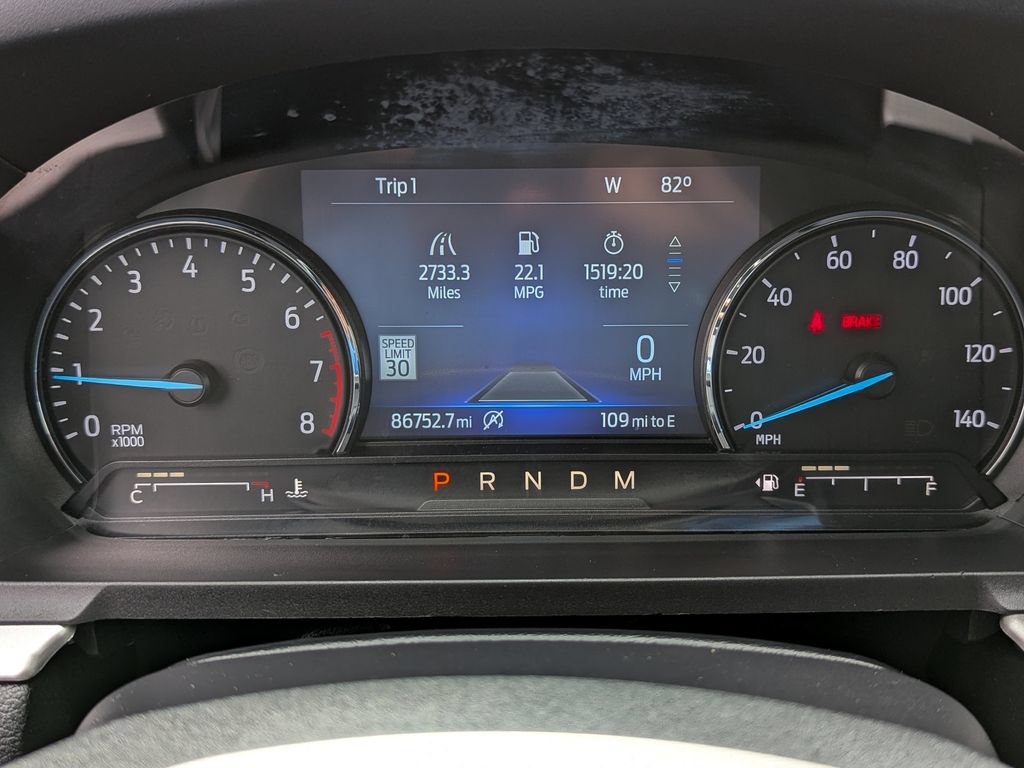 Used 2021 Ford Explorer XLT w/ Equipment Group 202A AWD/4WD image 31