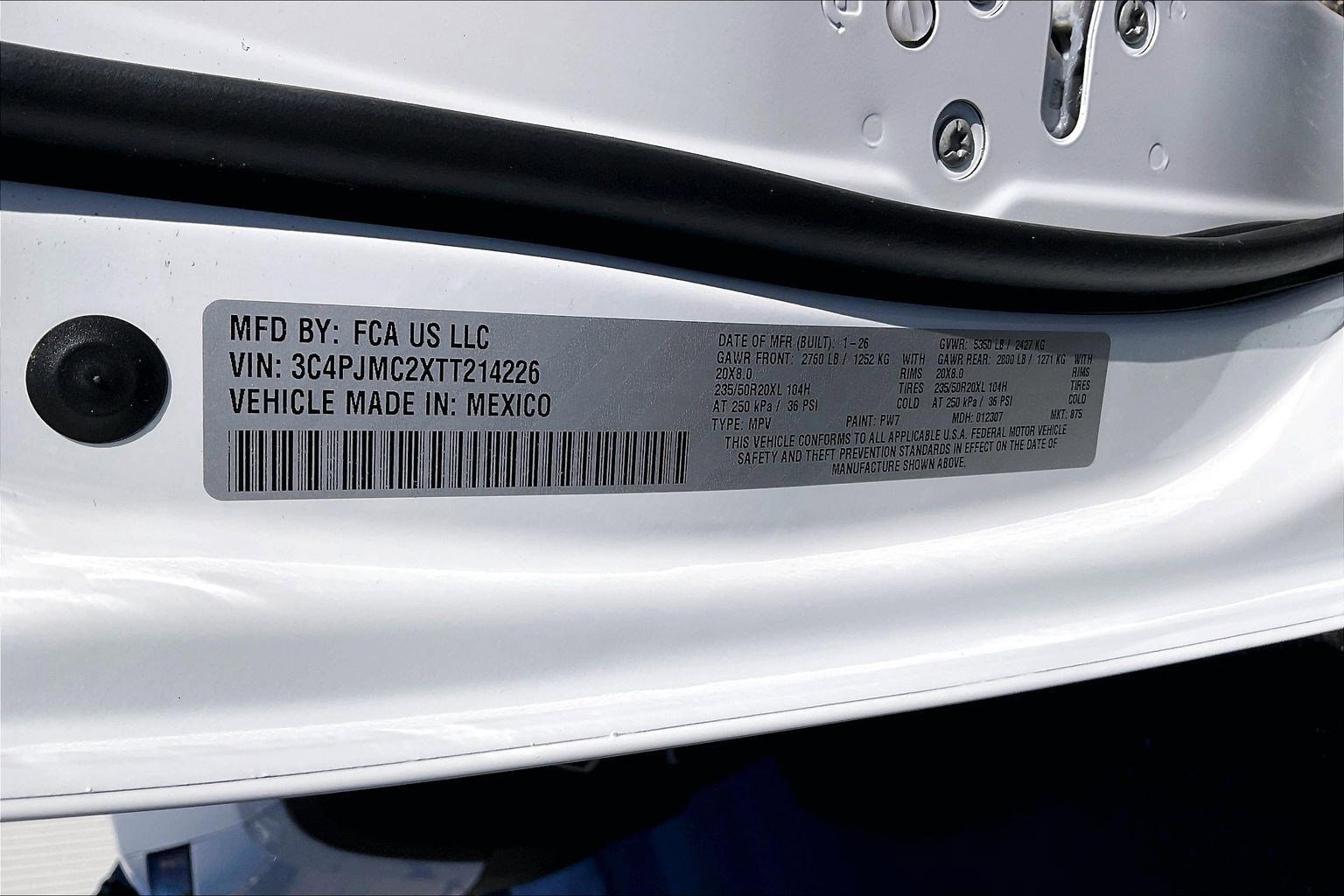 New 2026 Jeep Cherokee Overland image 13