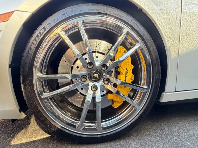 Used 2013 Lamborghini Gallardo LP 550-2 image 28