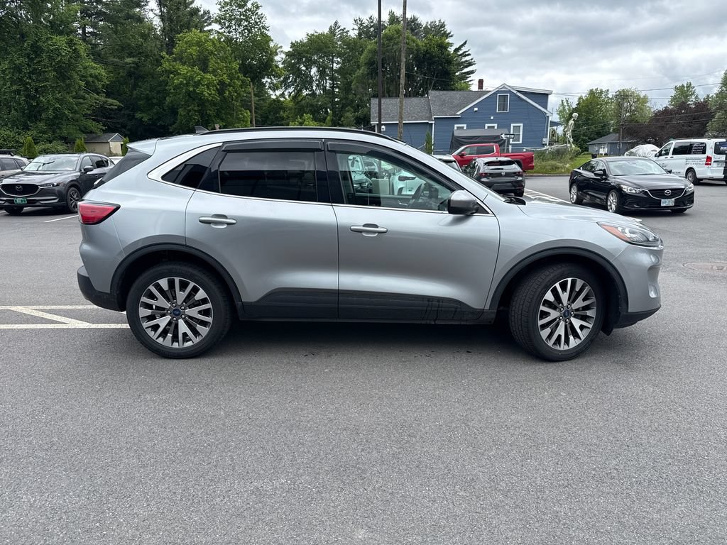 Used 2022 Ford Escape Titanium AWD/4WD image 6
