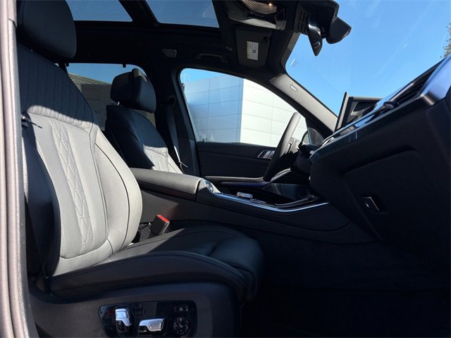 New 2026 BMW X5 M60i image 21