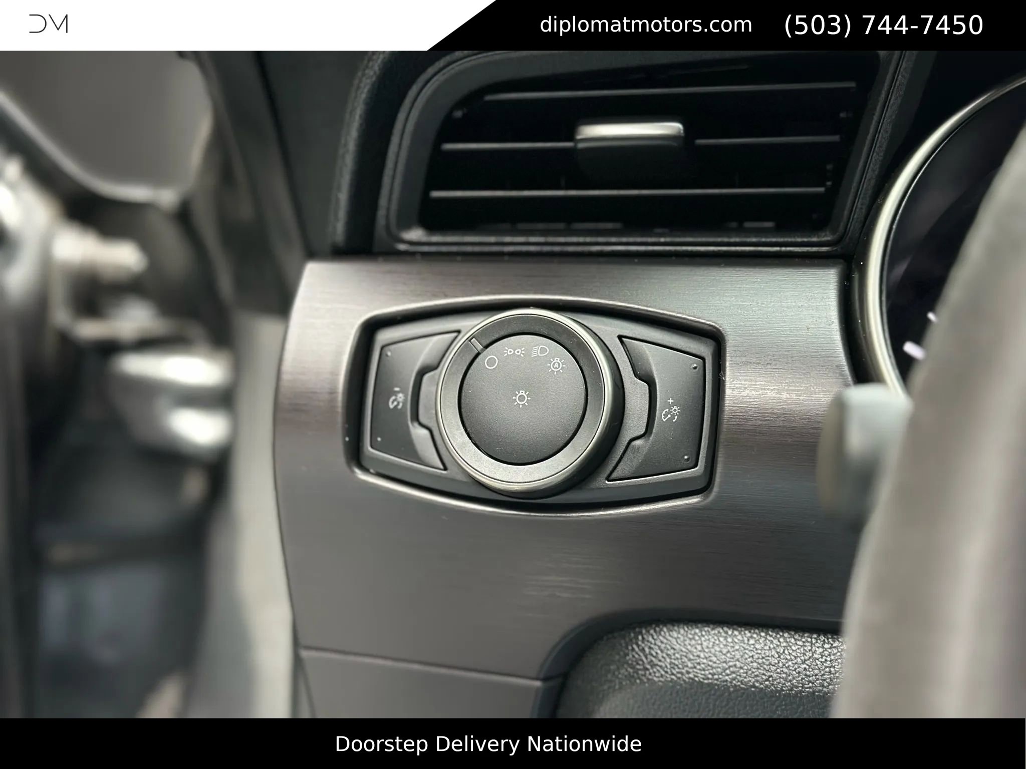 Used 2016 Ford Mustang Shelby GT350 w/ Technology Package image 35