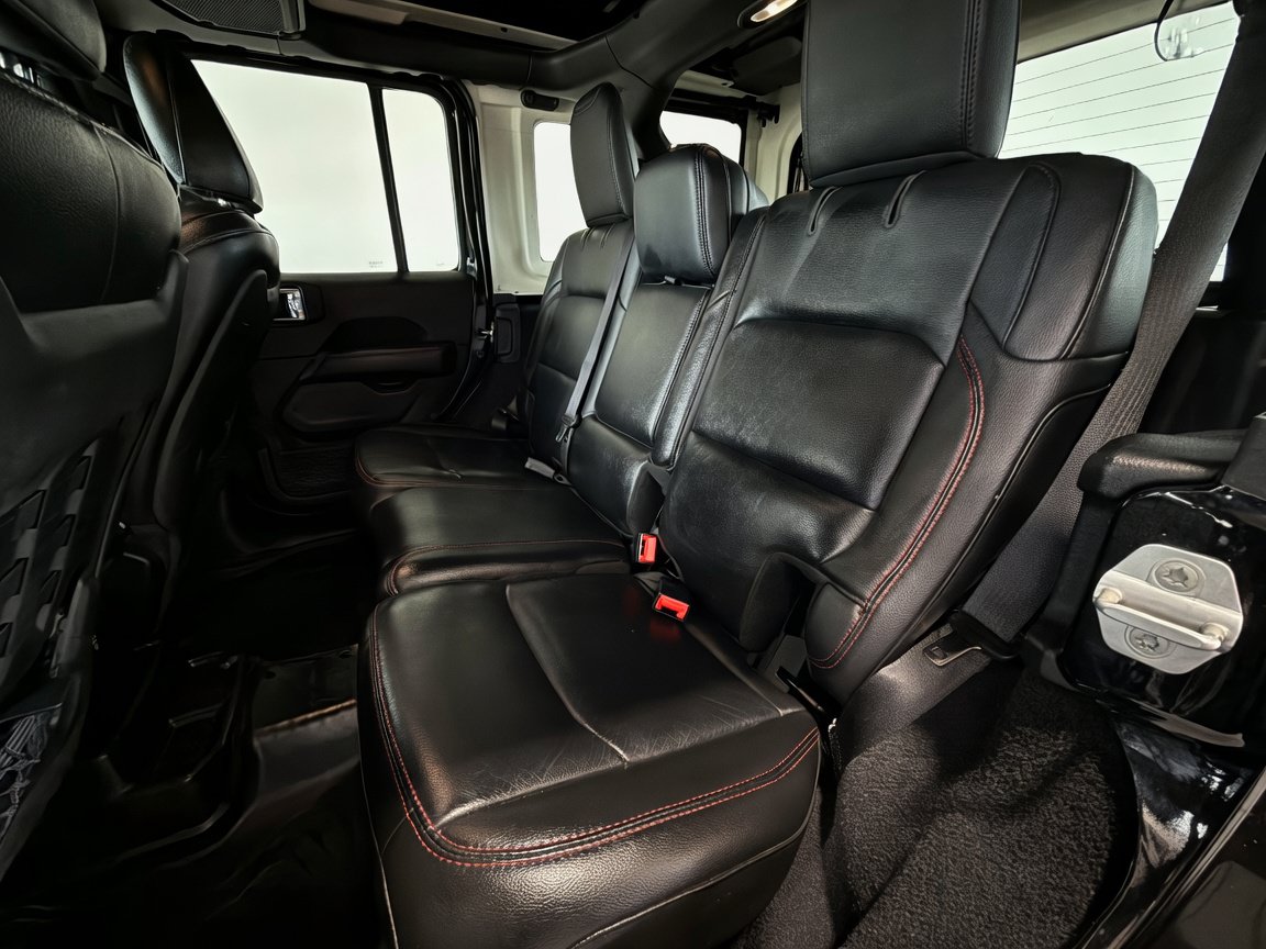 Used 2019 Jeep Wrangler Unlimited Rubicon AWD/4WD image 17