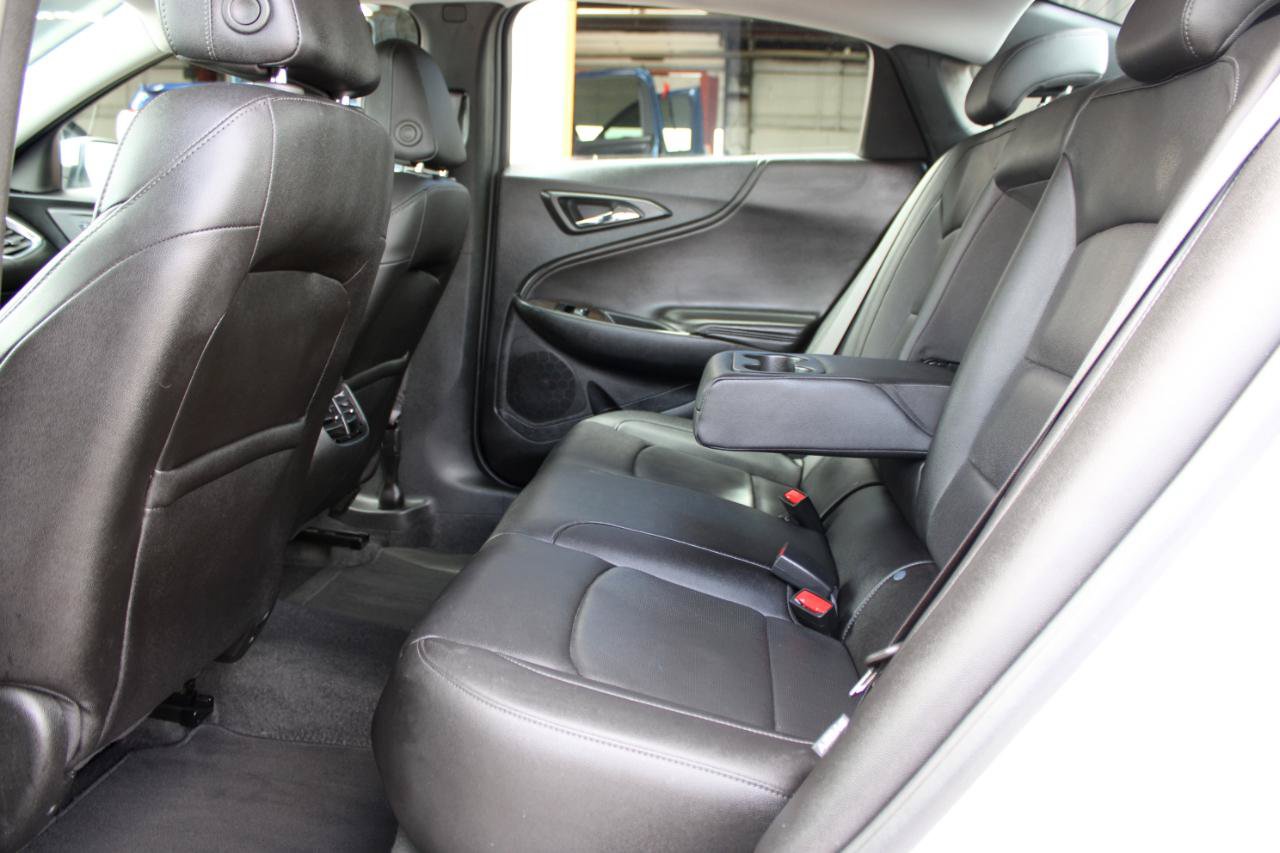 Used 2024 Chevrolet Malibu LT FWD image 40