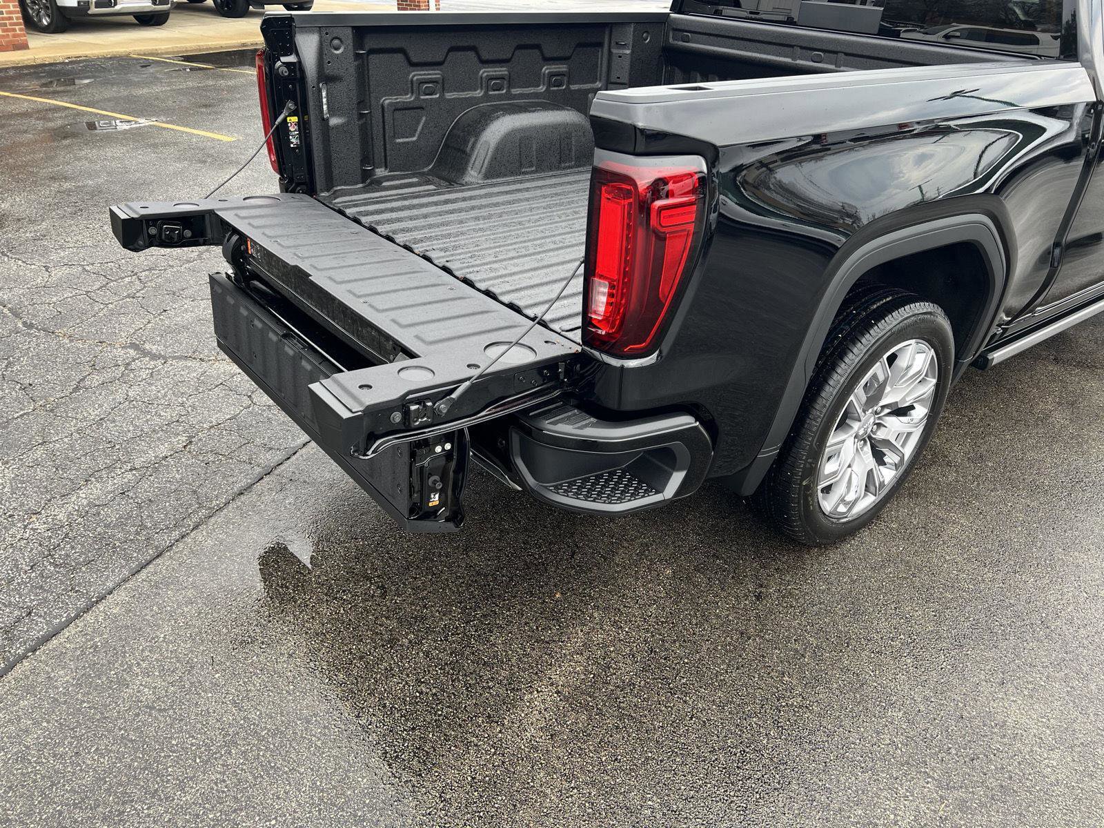 New 2026 GMC Sierra 1500 Denali w/ Denali Reserve Package image 54