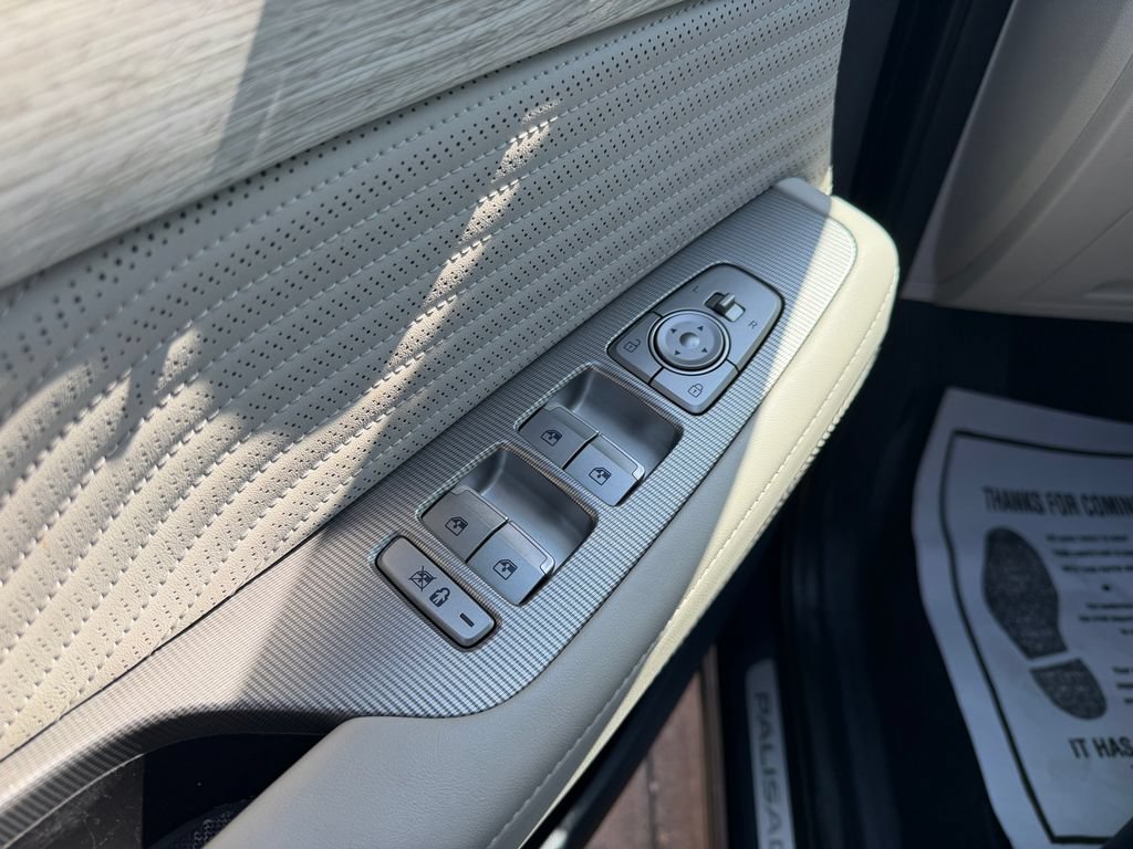 Used 2024 Hyundai Palisade Calligraphy FWD image 10