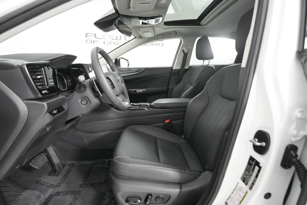 Used 2025 Lexus NX 350 AWD w/ Accessory Package (2T) image 9
