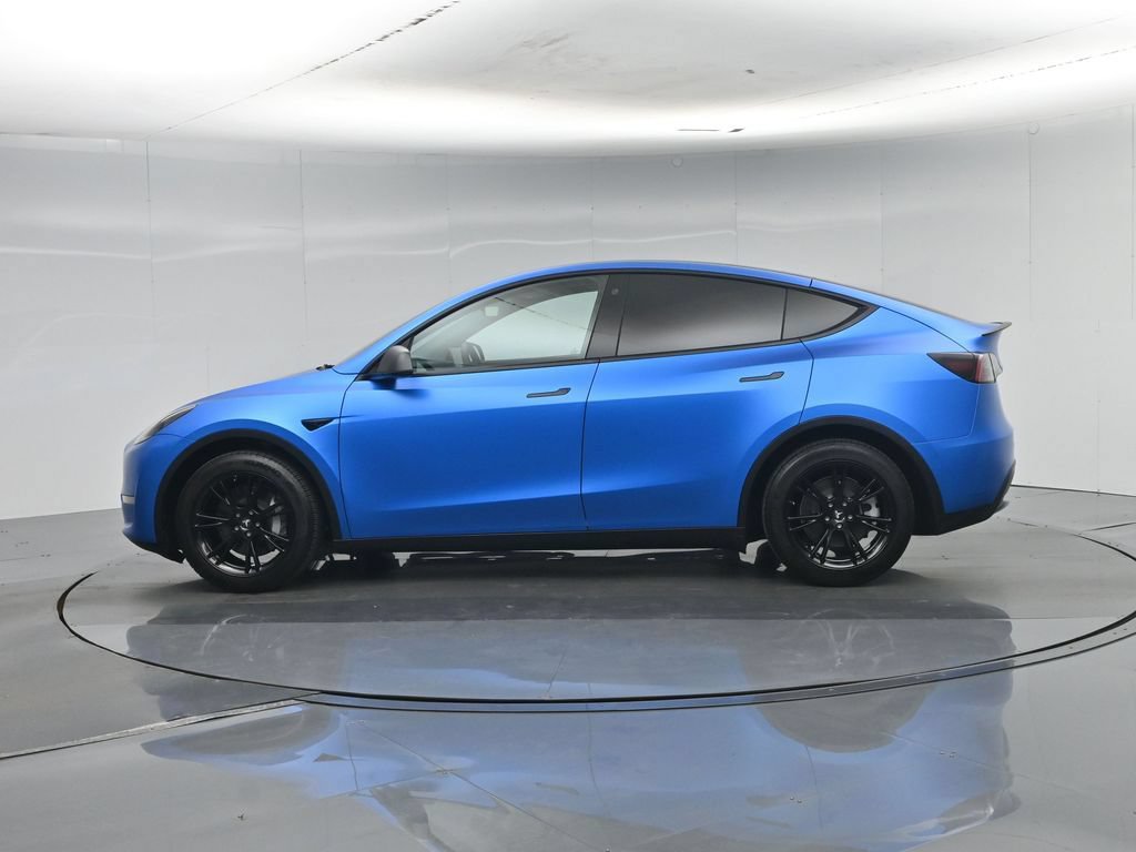 Used 2022 Tesla Model Y Long Range AWD/4WD image 28