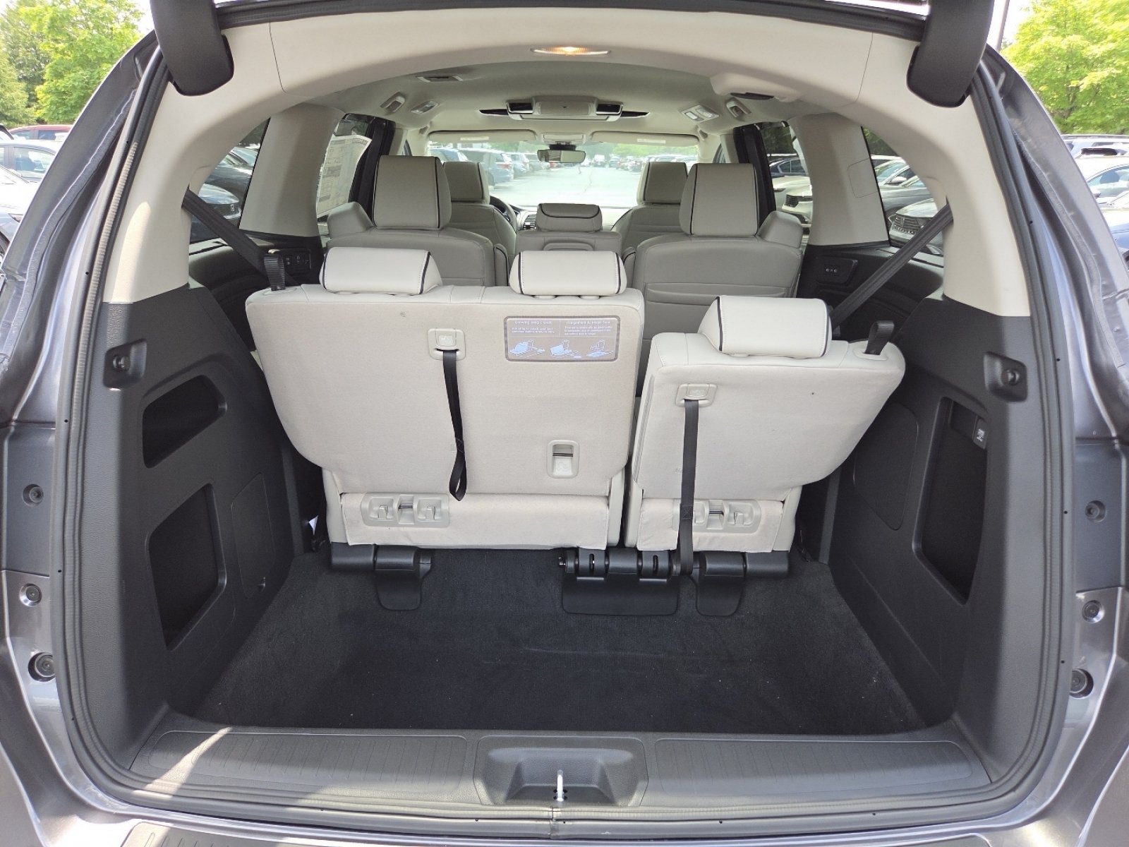 New 2026 Honda Odyssey Touring image 24