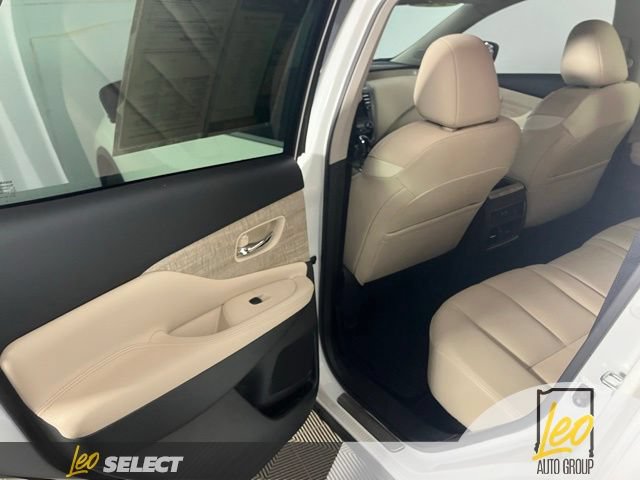 Used 2024 Nissan Murano SL AWD/4WD image 20