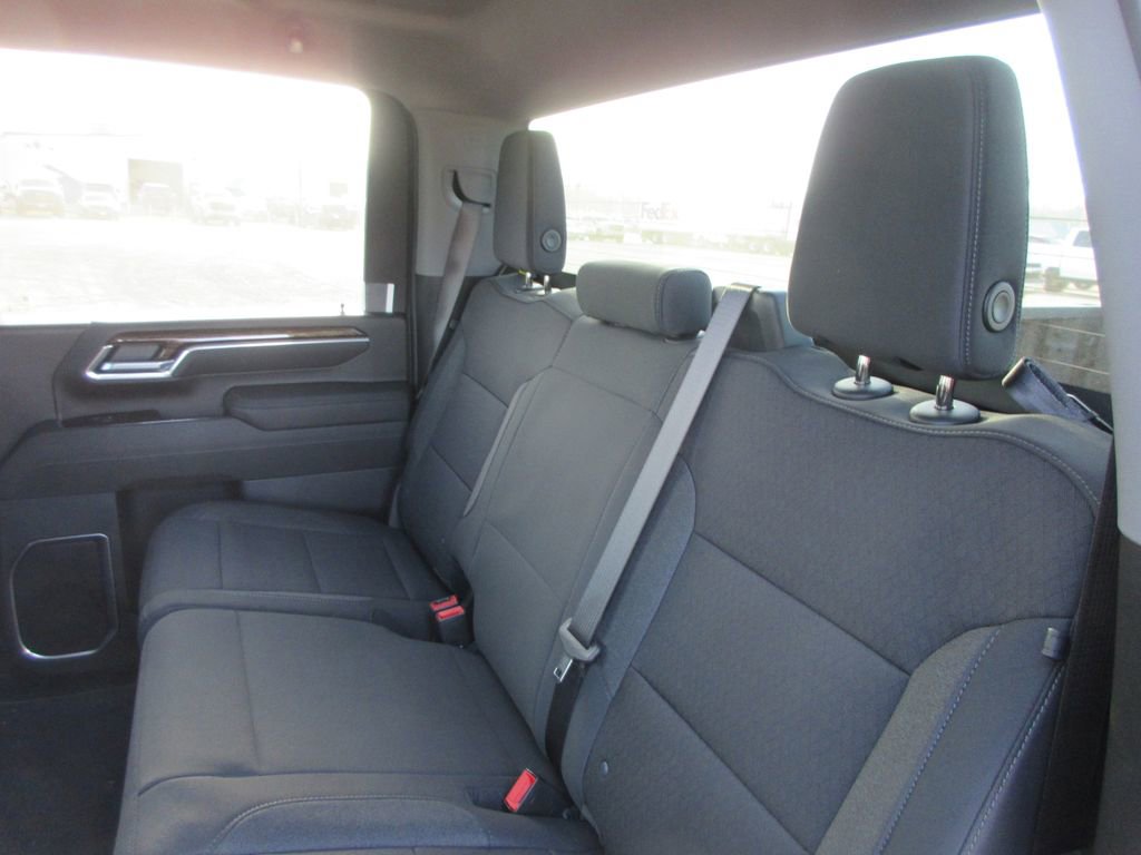 New 2026 GMC Sierra 2500 SLE w/ SLE Value Package; AWD/4WD image 16