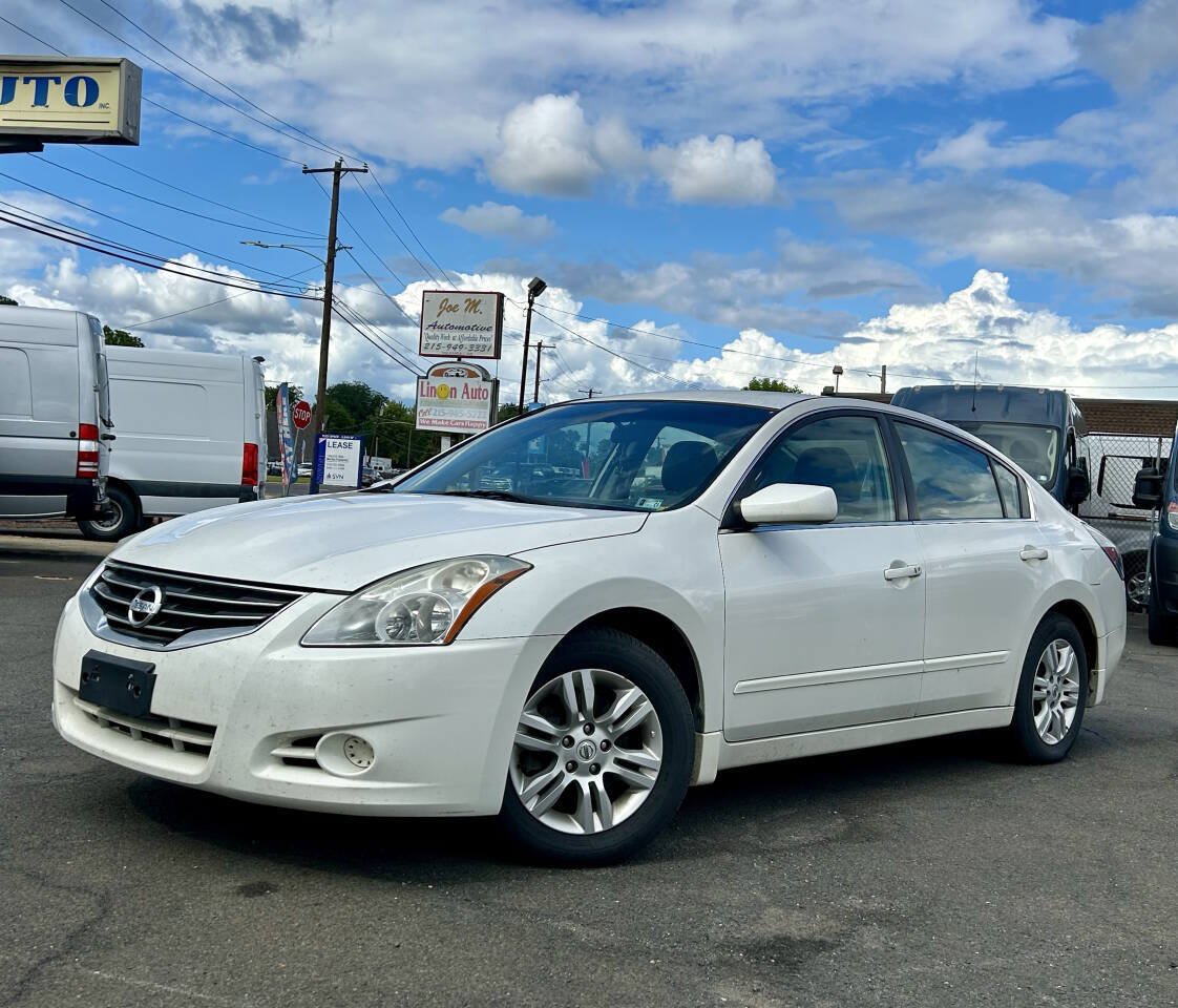 Used 2012 Nissan Altima 2.5 S w/ Convenience Pkg FWD image 1