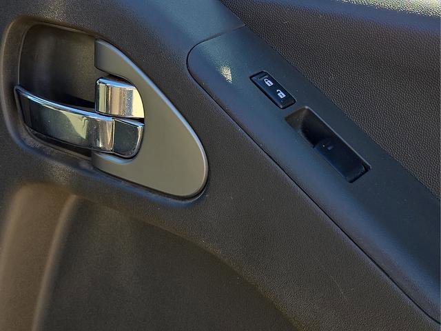 Used 2014 Nissan Frontier Desert Runner image 13