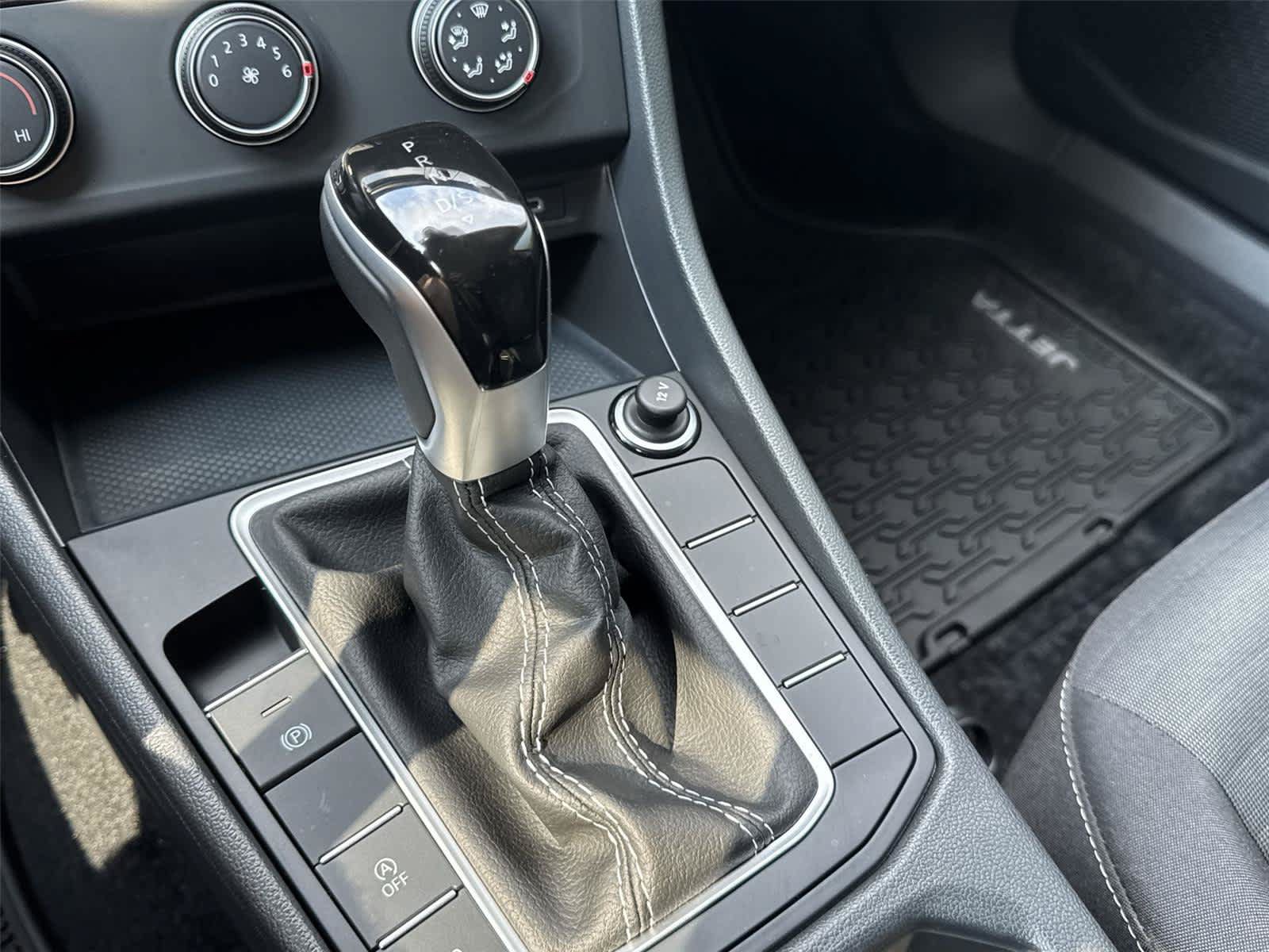 Used 2024 Volkswagen Jetta S FWD image 25