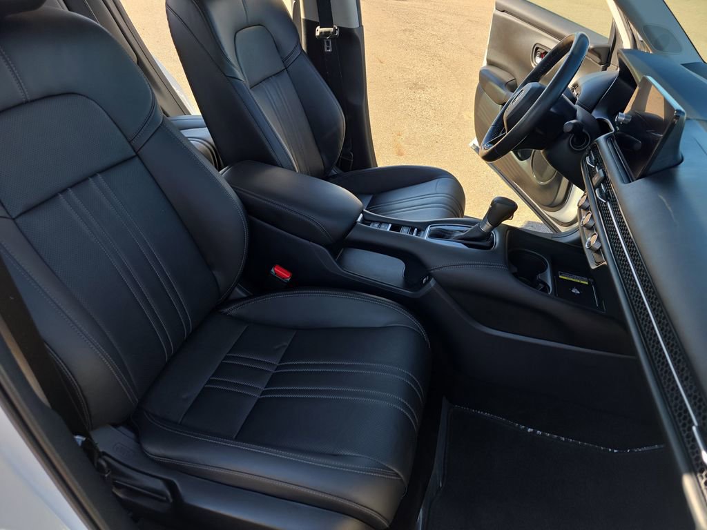 Used 2023 Honda HR-V EX-L image 10