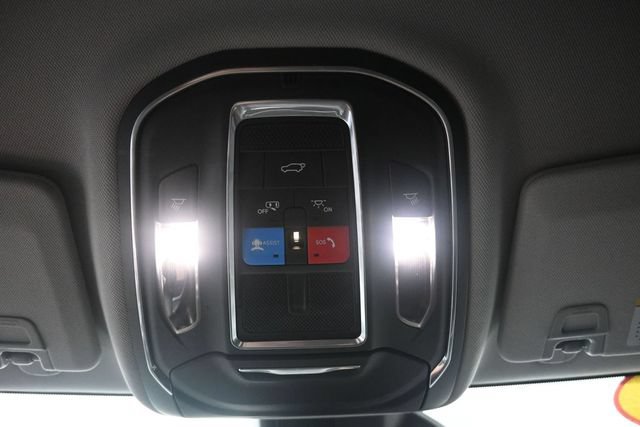 Used 2022 Jeep Grand Cherokee L Laredo w/ Luxury Tech Group I AWD/4WD image 29