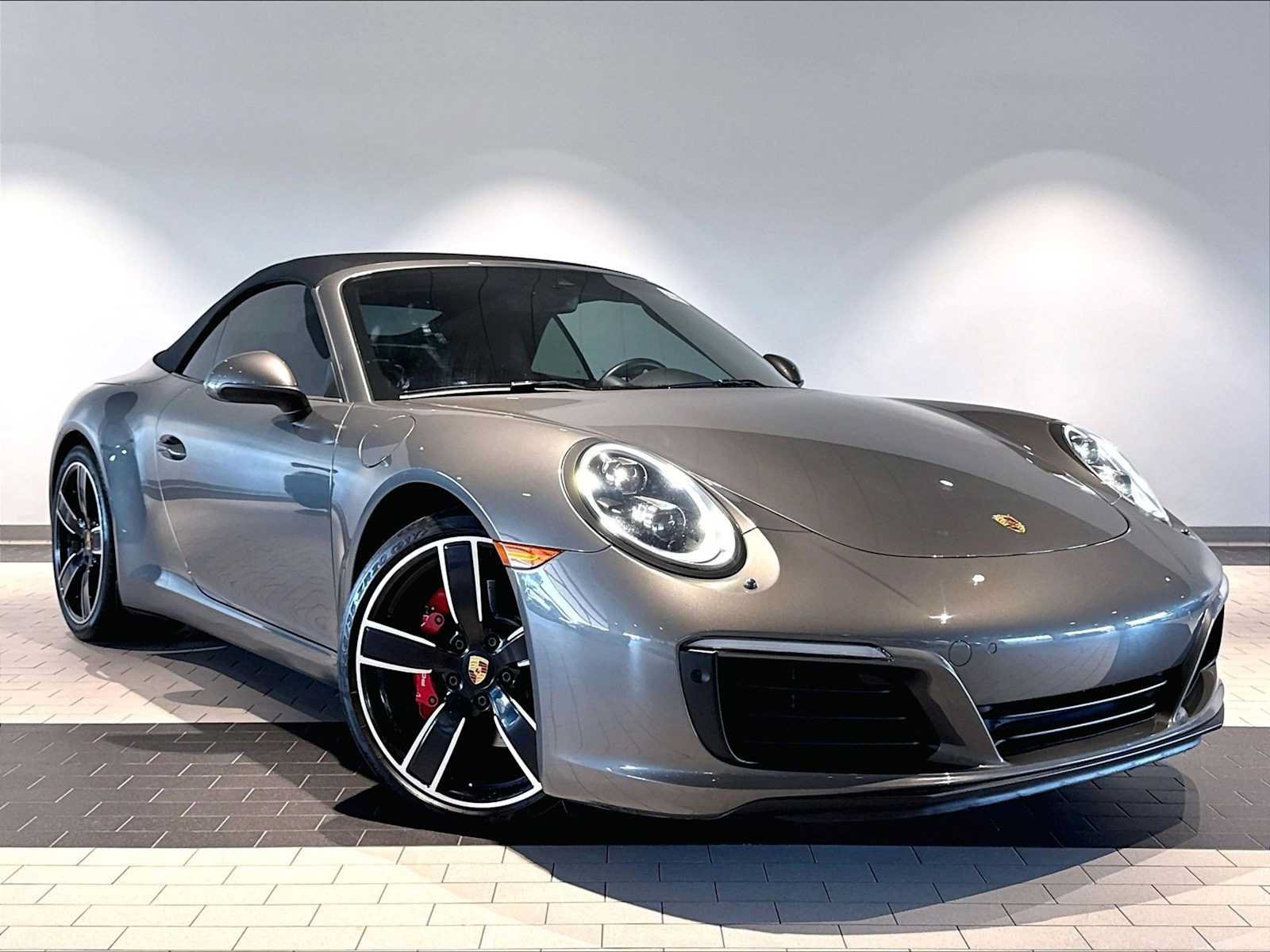 Used 2017 Porsche 911 Carrera S RWD image 13