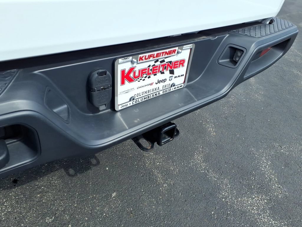 Used 2022 Jeep Gladiator Sport AWD/4WD image 17