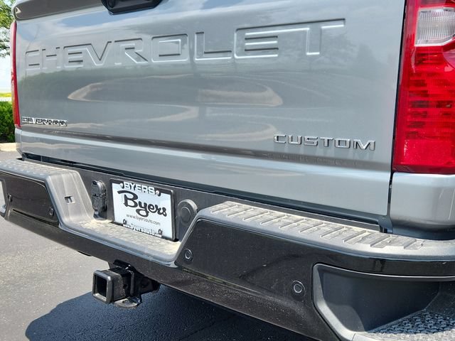 New 2026 Chevrolet Silverado 2500 Custom w/ Custom Value Package AWD/4WD image 11