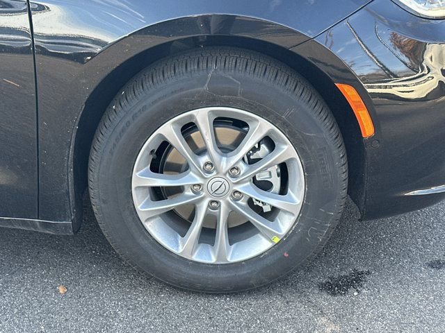 New 2026 Chrysler Pacifica Select image 12