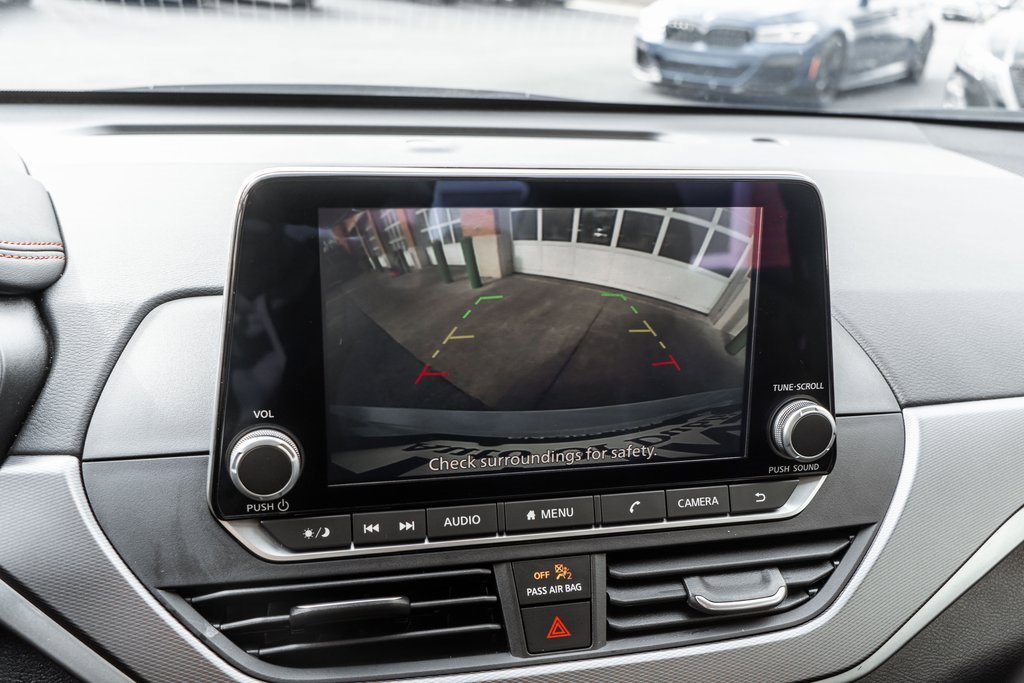 Used 2024 Nissan Altima 2.5 SR image 9