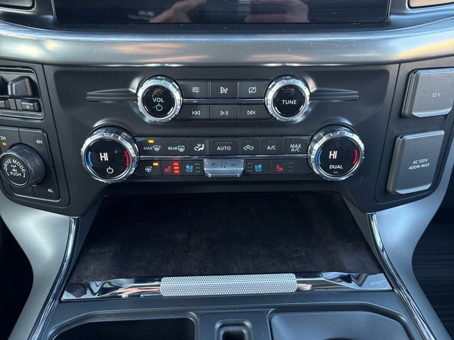 Used 2021 Ford F150 Lariat w/ Equipment Group 502A High image 26