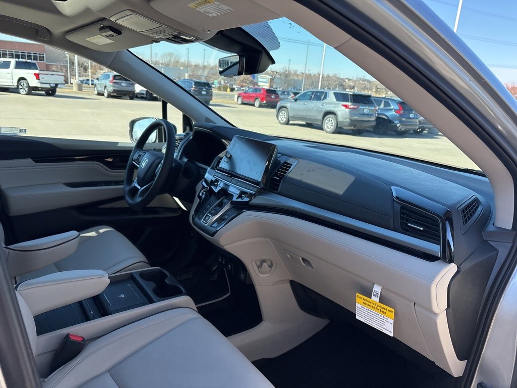Certified 2026 Honda Odyssey Touring image 28
