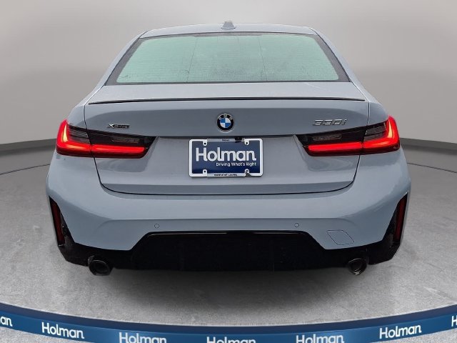 New 2026 BMW 330i xDrive Sedan w/ M Sport Package AWD/4WD image 5