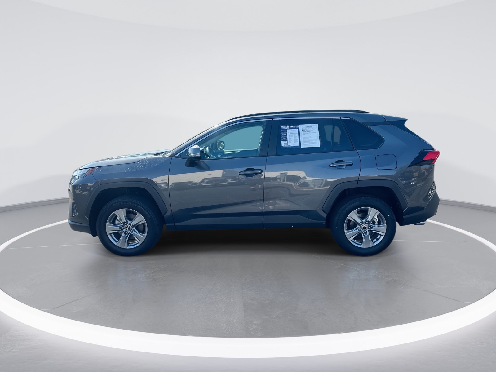 Used 2024 Toyota RAV4 XLE w/ Convenience Package AWD/4WD image 6