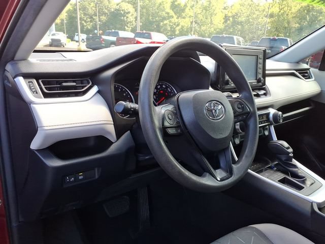 Used 2020 Toyota RAV4 XLE FWD image 14