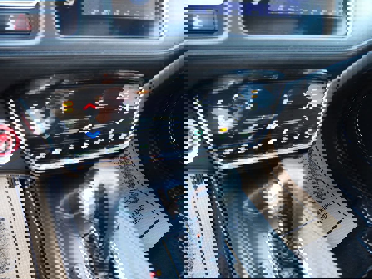 Used 2019 Honda HR-V Touring image 13