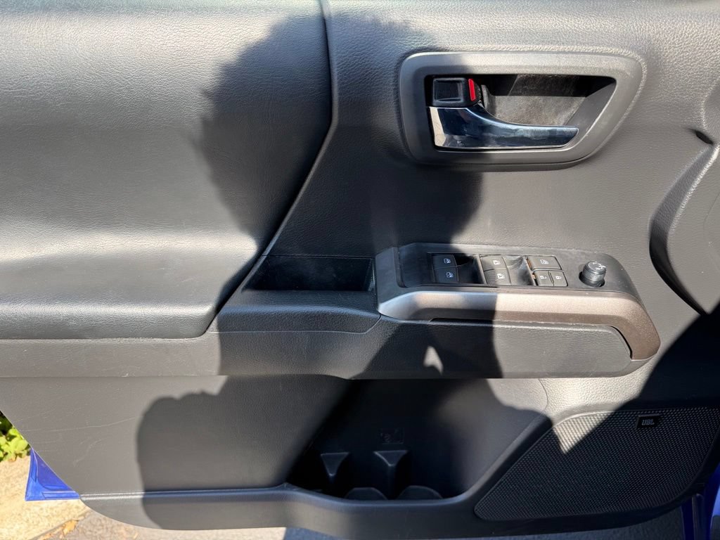 Certified 2023 Toyota Tacoma Limited AWD/4WD image 15