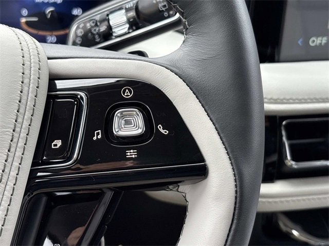 New 2026 Lincoln Aviator AWD image 27