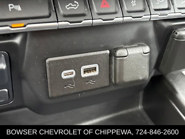 Used 2022 Chevrolet Silverado 1500 LT Trail Boss w/ LT Trail Boss Premium Package AWD/4WD image 22