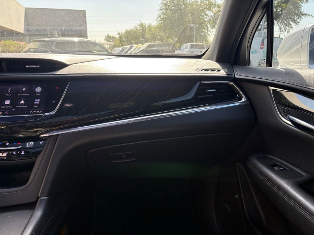 Used 2020 Cadillac XT6 Premium Luxury FWD image 7
