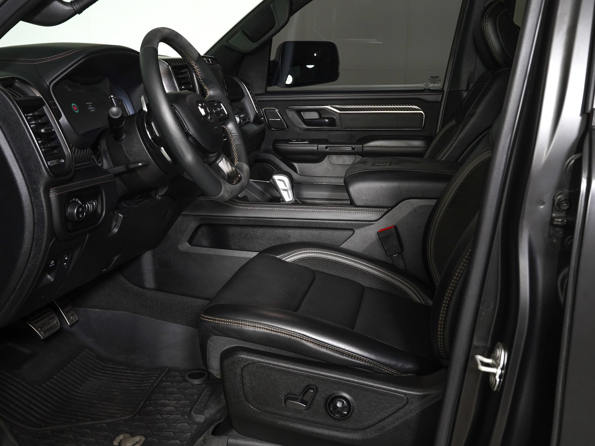 Used 2024 RAM 1500 TRX AWD/4WD image 15