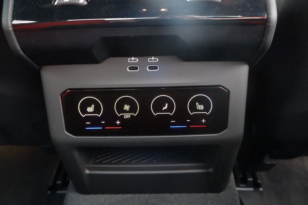 New 2026 BMW M5 w/ Carbon Package AWD/4WD image 35