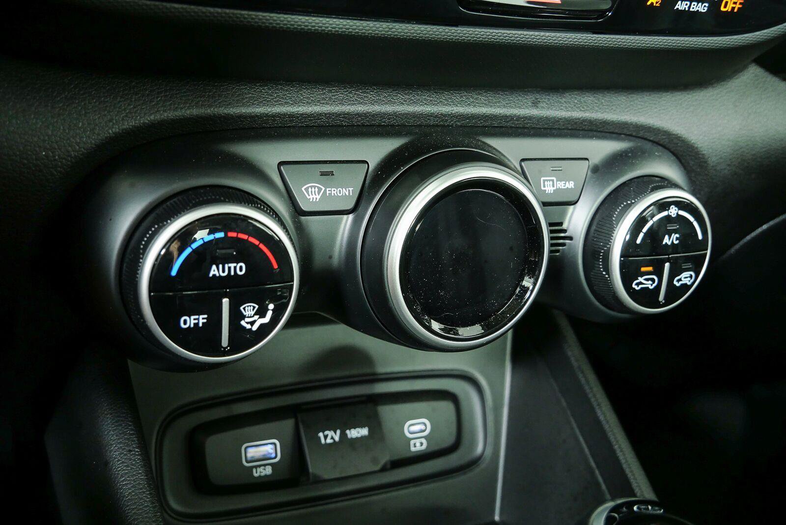Used 2023 Hyundai Venue SEL w/ Cargo Package FWD image 15