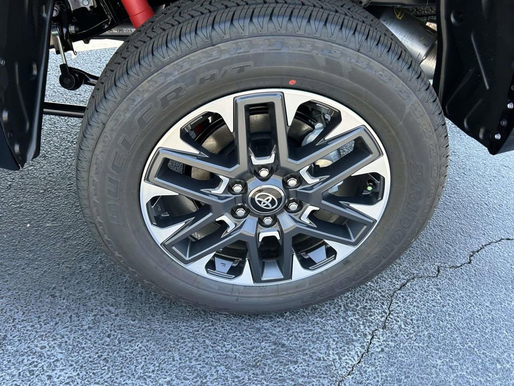 New 2026 Toyota Tundra Limited AWD/4WD image 9