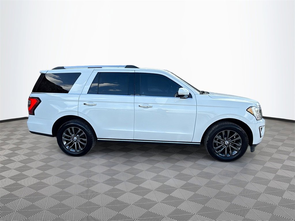 Used 2021 Ford Expedition Limited image 5