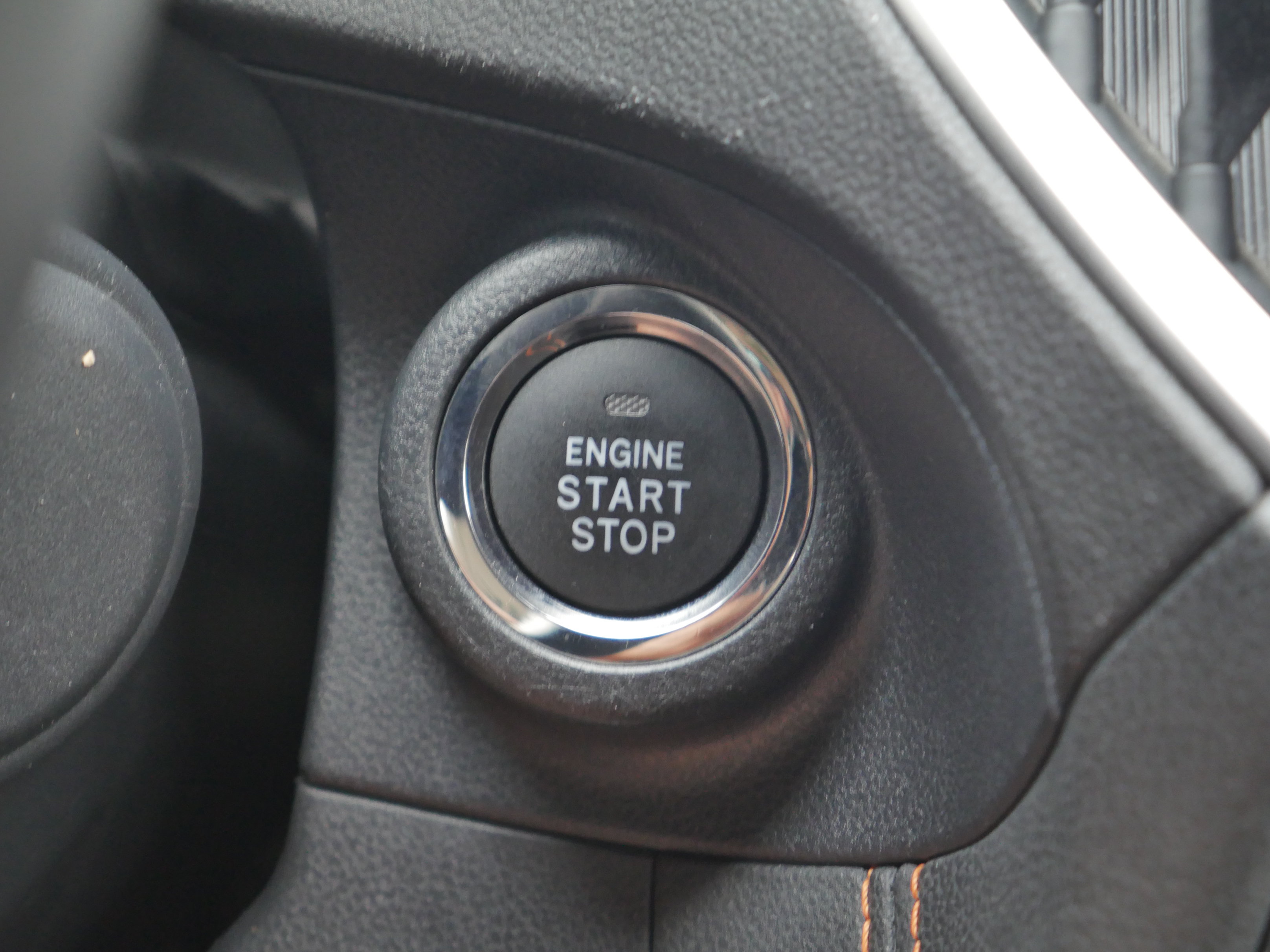Used 2019 Subaru Crosstrek 2.0i Limited w/ Moonroof Package w/Navigation AWD/4WD image 9