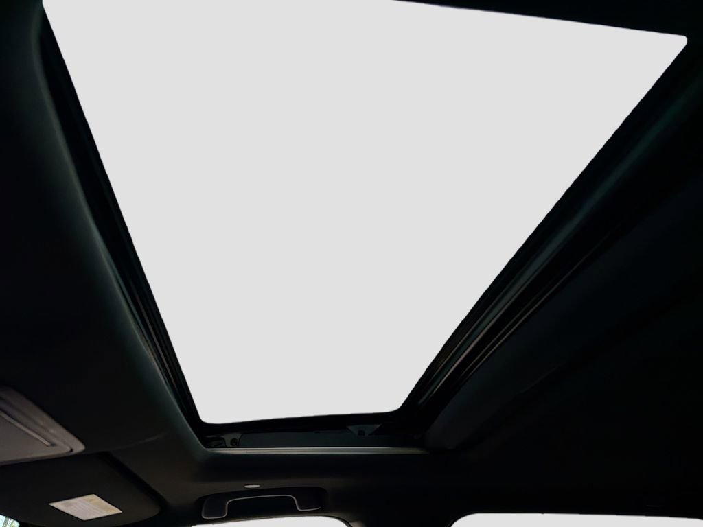 Used 2024 Honda CR-V Sport Touring image 11