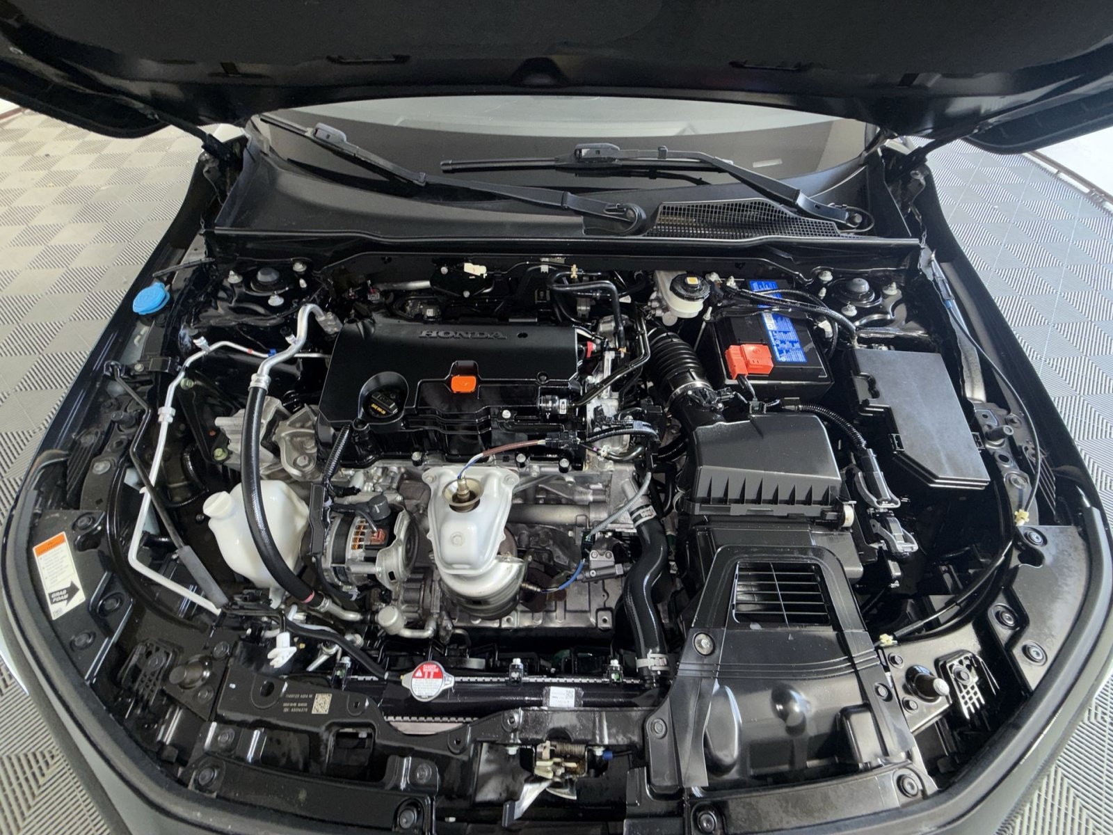 Used 2023 Honda Civic Sport image 25