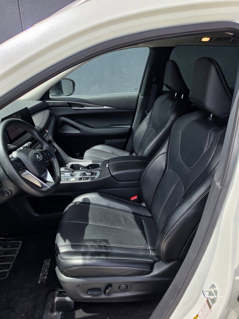 Used 2024 INFINITI QX60 Luxe AWD/4WD image 10