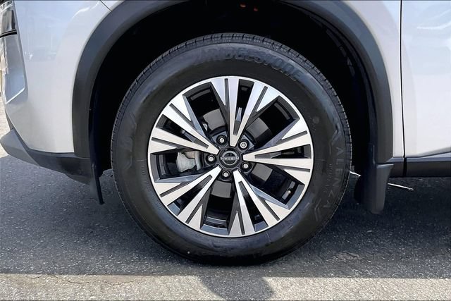 Certified 2023 Nissan Rogue SV w/ SV Premium B Package FWD image 8