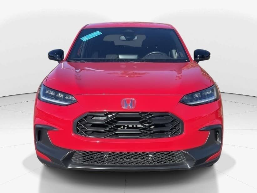 Used 2025 Honda HR-V Sport image 2