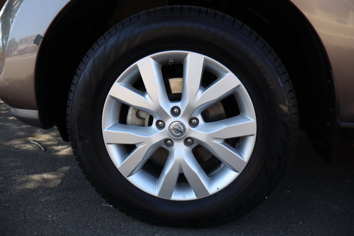 Used 2013 Nissan Murano SV AWD/4WD image 41