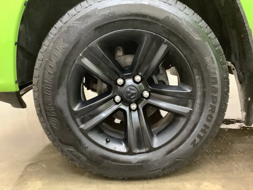 Used 2017 RAM 1500 Sport w/ Sublime Green Sport Package image 31
