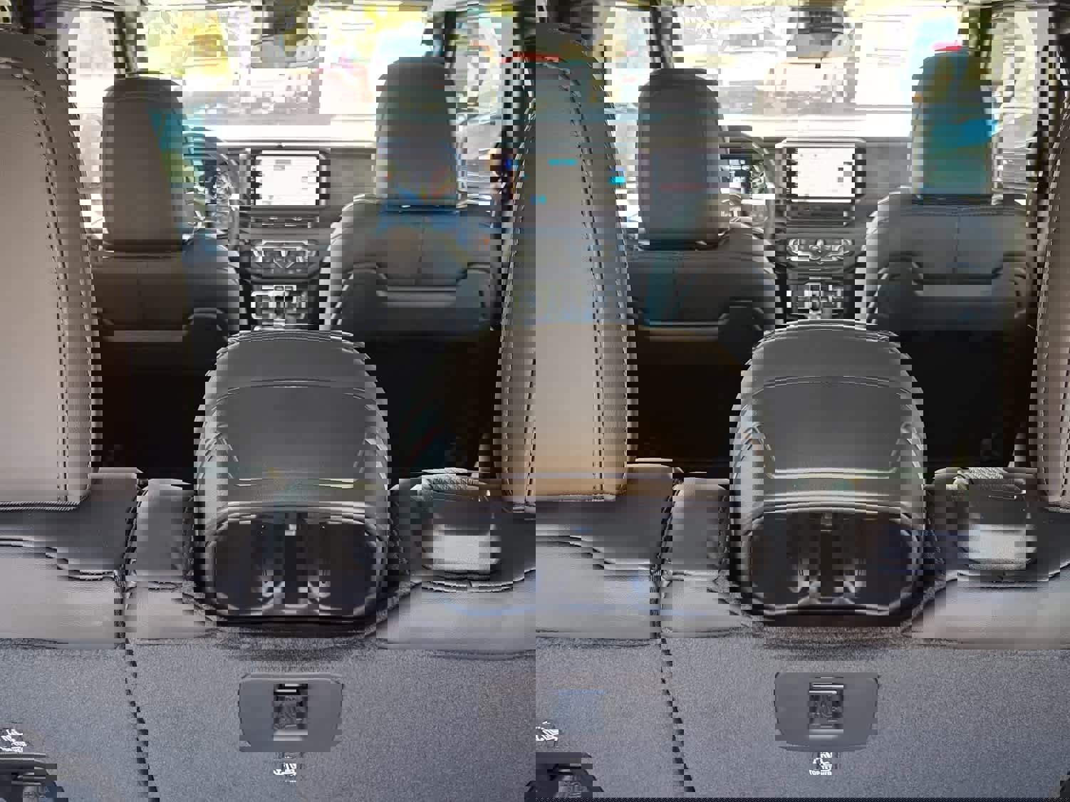 New 2026 Jeep Wrangler Unlimited Rubicon w/ Steel Bumper Group image 10